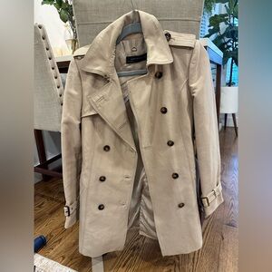 Zara Beige Double-Breasted Women's Trench Coat